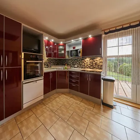 Rekreacni Dum Dony Holiday home Trutnov